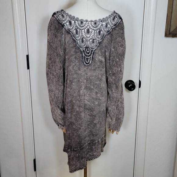 Soft Surroundings Boho Acid Wash Dress Size Large Rayon Asymmetrical Hem - Picture 9 of 10